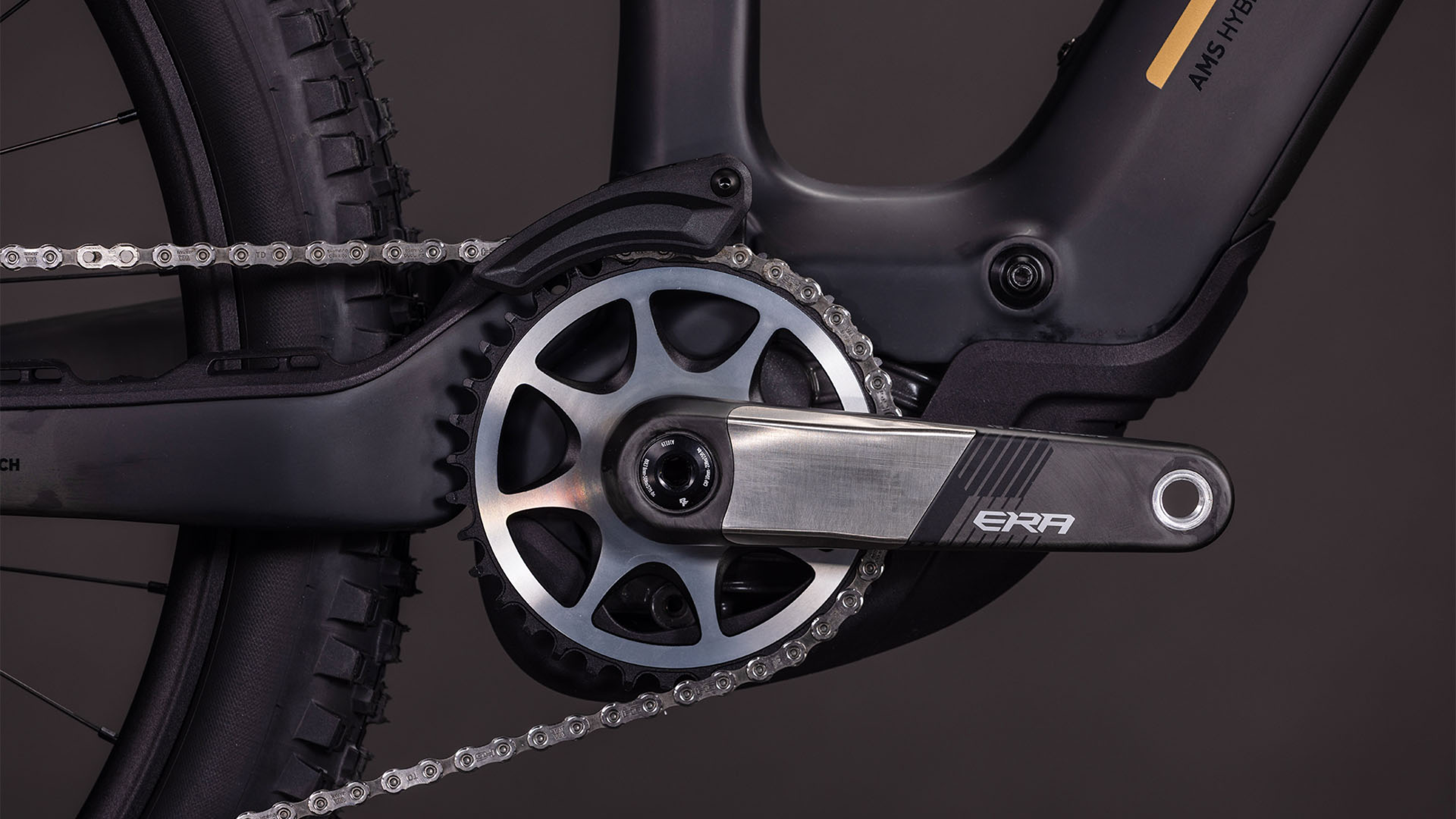 Cube AMS Hybrid ONE77 C:62 AT 600X  carbon´n´gold (2026)